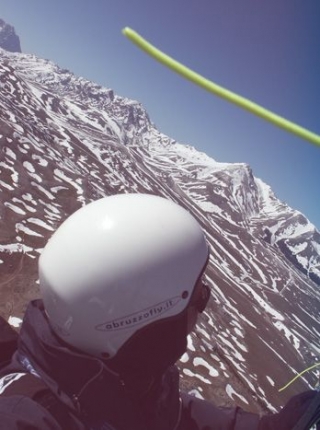  La vista de los picos nevados